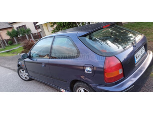 HONDA CIVIC 1.4i