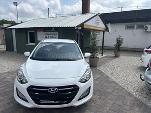 HYUNDAI I30 1.6 CRDi LP ISG Business Life ÜLÉSFŰTÉS.VONÓHOROG.KORMÁNYFŰTÉS.TOLATÓRADAR.FRISS VIZSGA