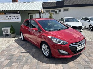 HYUNDAI I30 1.6 GDi Style Navi.Kamera.Ülésfűtés.Kormányfűtés.Keyless go.1 Tulaj.Szervizkönyv