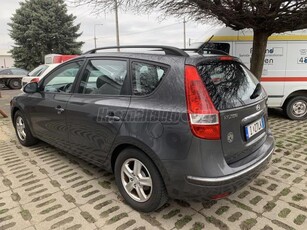 HYUNDAI I30 2.0 CW 2.0 Benzines