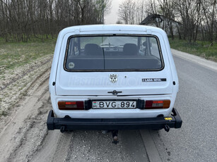 LADA NIVA 2121