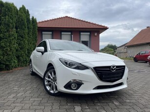 MAZDA 3 1.5 D Revolution XENON-BOSE-KAMERA-HEADUP