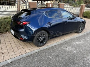 MAZDA 3 Hatchback 2.0 Skyactiv