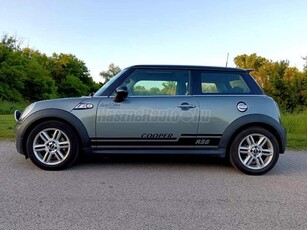 MINI COOPER S 1.6 turbo 174LE /panorámatető/klíma/gyári alufelni/HELLA ködlámpa