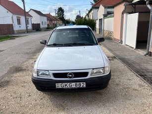 OPEL ASTRA F 1.4 16V GL