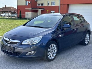 OPEL ASTRA J 1.6 Sport