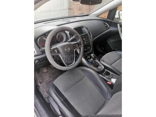 OPEL ASTRA J 1.7 CDTI Sport Kombi