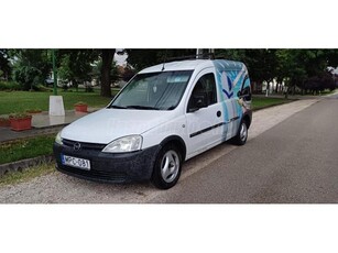 OPEL CORSA COMBO Tour 1.7 DTI