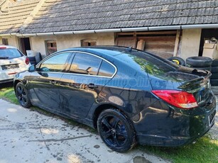 OPEL INSIGNIA 1.6 T Sport OPC LINE