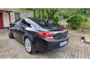 OPEL INSIGNIA 2.0 CDTI Sport