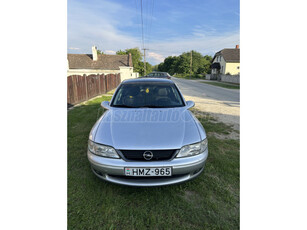 OPEL VECTRA B 1.6 16V Komfort