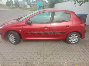 PEUGEOT 206 1.4 Premium