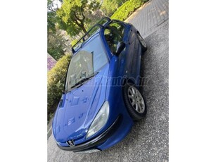 PEUGEOT 206 1.4 Premium Valós 233.000Km 1év vizsga