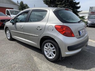 PEUGEOT 207 1.4 VTi Trendy