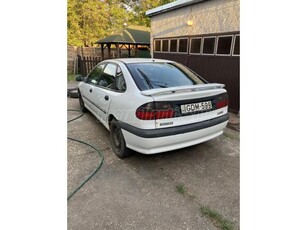 RENAULT LAGUNA 2.0 RT