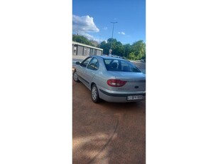 RENAULT MEGANE 1.4 16V Alize