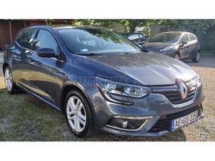 RENAULT MEGANE IV Berline Blue dCi 95 Business