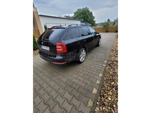 SKODA OCTAVIA Combi 2.0 TFSI RS