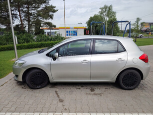 TOYOTA AURIS 1.4 Benzin. E15UT(A)