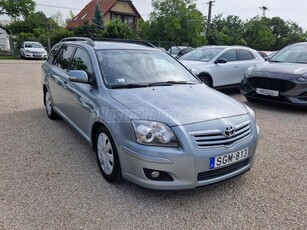 TOYOTA AVENSIS Wagon 1.8 Sol