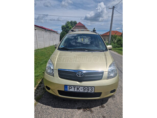 TOYOTA COROLLA VERSO 2.0 D-4D