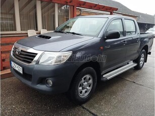 TOYOTA HI LUX Hilux 2.5 D-4D 4x4 Double Comfort AC mo.-i.servk.1.tulaj.megkímélt.sérülésmentes