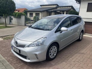 TOYOTA PRIUS+ 1.8 HSD Premium e-CVT