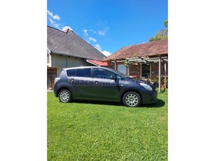 TOYOTA VERSO 2.0 D-4D Premium