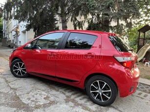 TOYOTA YARIS 1.5 VVT-i Hybrid Trend Comfort e-CVT Mo-i Friss Toyota szerviz Balesetmentes Téli-nyári gumik külön gyári alufelniken