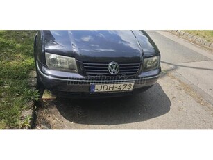 VOLKSWAGEN BORA 1.6 Pacific