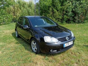 VOLKSWAGEN GOLF V 1.4 Trendline