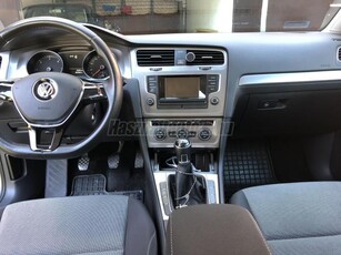 VOLKSWAGEN GOLF VII 1.6 TDI BMT Trendline