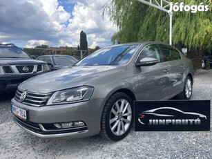 Volkswagen Passat 2.0 Gyönyörű autó első tulajt...