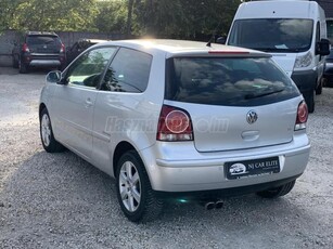 VOLKSWAGEN POLO IV 1.4 80 16V Perfekt