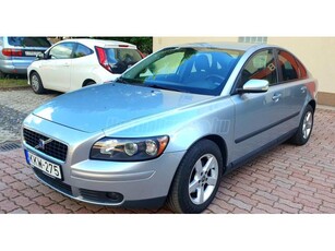 VOLVO S40 1.6 D MAGYAR 1 TULAJDONOS BOSCH SZERVIZBEN SZERVIZELT