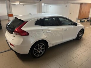 VOLVO V40 1.6 D [D2] Ocean Race