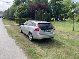 VOLVO V60 1.6 D [D2] Kinetic