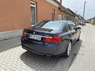 BMW 740d (Automata)