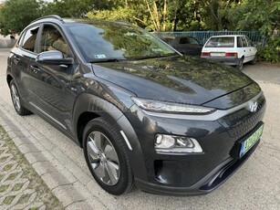 HYUNDAI KONA EV 39kWh Comfort Vezetett szköny GARANCIA HŐSZIVATTYÚ Gyári fény NAGY NAVI táblafeismerő sávtartó