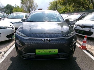 HYUNDAI KONA EV 64kWh Premium DIGIT SZ.KÖNYV KINYOMTATVA-KRELL!