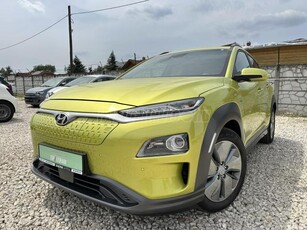 HYUNDAI KONA EV 64kWh Premium Hőszivattyú/LED fényszóró/Ülésfűtés/Üléshűtés/Kormányfűtés