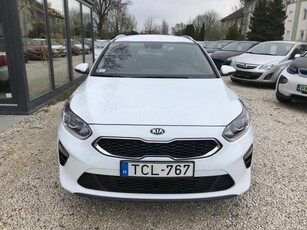 KIA CEE'D Ceed SW 1.0 T-GDI Gold MAGYARORSZÁGI. SÉRÜLÉSMENTES. 31.000 Km. GYÁRI GARANCIA. ÁFÁS