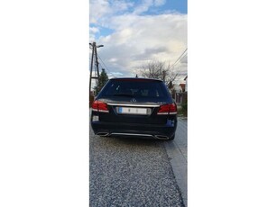 MERCEDES-BENZ E 350 BlueTEC T Classic 9G-TRONIC Számlával igazolt friss nagyszervíz.navigáció.kitűnő állapot