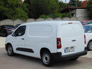 OPEL COMBO Cargo 1.5 DTH L2H1 2.4t Enjoy Start&Stop (3 személyes ) MO-i!1Tulaj!31000Km!Ülés+Kormány+Szélvédőfűtés!Telefontükrözés!Első-hátsóRadar!