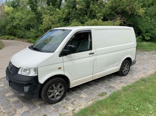 VOLKSWAGEN TRANSPORTER T5 1.9 TDI