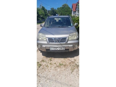 NISSAN X-TRAIL 2.0 Luxury (P1)