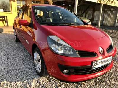 RENAULT CLIO 1.2 16V Cinetic Rip Carl Edition