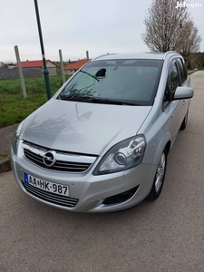 0pel Zafira 1,7cdti 125Le, 7személyes