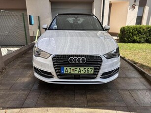 AUDI A3 Sportback 1.4 TFSI Ambition S-tronic e-tron S-Line - Garancia - Panoráma tető