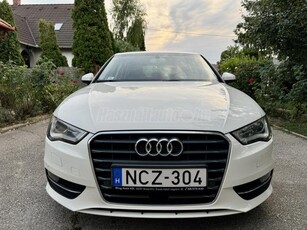 AUDI A3 Sportback 1.6 TDI Attraction S-tronic S-line! Gyönyörű állapotban!